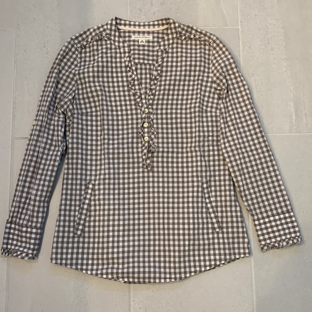 Banana Republic blouse size medium brownish gray check pattern